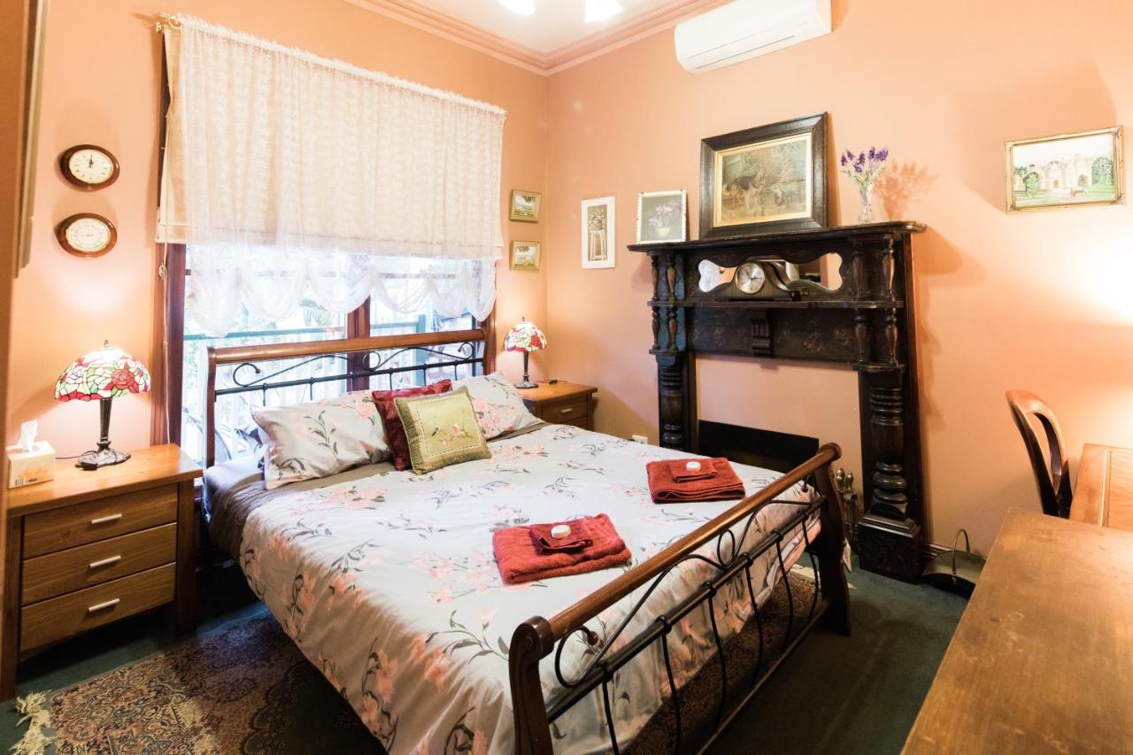 קלוראמה Rustic Refuge Guesthouse מראה חיצוני תמונה